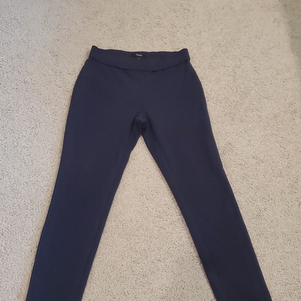 Theory Stretchy Legings In navy blue